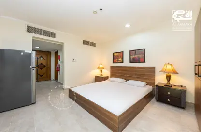 Apartment - Studio - 1 Bathroom for rent in Al Beshairiya Street - Al Hitmi - Doha