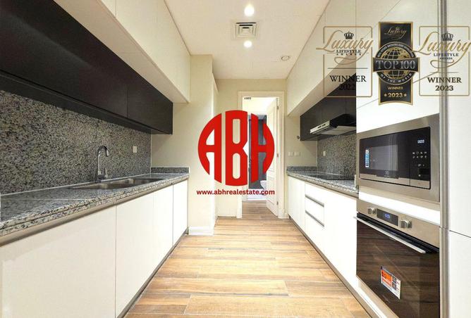 969622 - Property Image 2