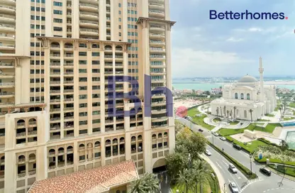 Apartment - 1 Bedroom - 2 Bathrooms for sale in West Porto Drive - Porto Arabia - The Pearl Island - Doha Apartment - 1 Bedroom - 2 Bathrooms for sale in West Porto Drive - Porto Arabia - The Pearl Island - Doha