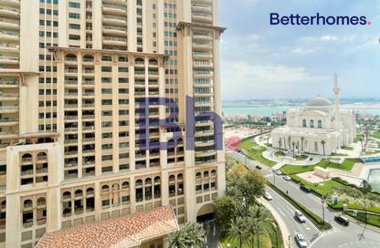 Apartment - 1 Bedroom - 2 Bathrooms for sale in West Porto Drive - Porto Arabia - The Pearl Island - Doha