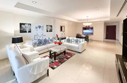Apartment - 1 Bedroom - 2 Bathrooms for rent in East Porto Drive - Porto Arabia - The Pearl Island - Doha