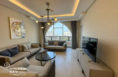 Apartment - 3 Bedrooms - 4 Bathrooms for rent in Floresta Gardens - The Pearl Island - Doha
