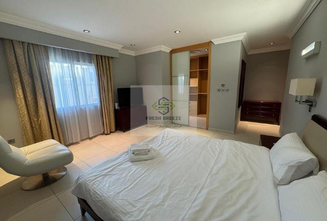 954666 - Property Image 2