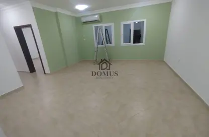 شقة - 2 غرف نوم - 2 حمامات للايجار في شارع حطين - المنتزه - الدوحة شقة - 2 غرف نوم - 2 حمامات للايجار في شارع حطين - المنتزه - الدوحة