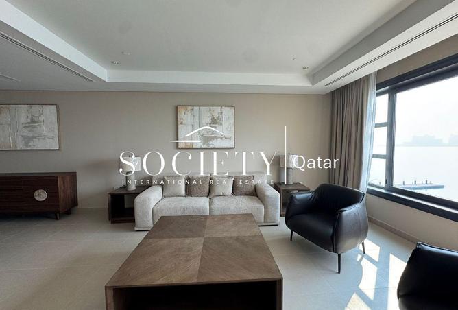 968313 - Property Image 2