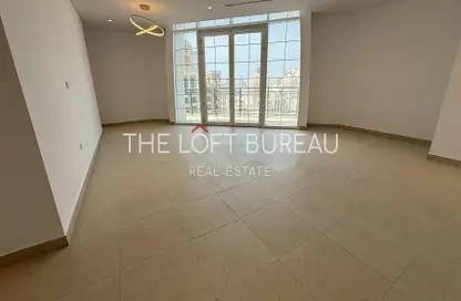 Penthouse - 3 Bedrooms - 4 Bathrooms for rent in Floresta Gardens - Floresta Gardens - The Pearl Island - Doha