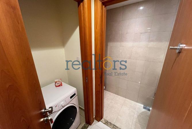 985554 - Property Image 3