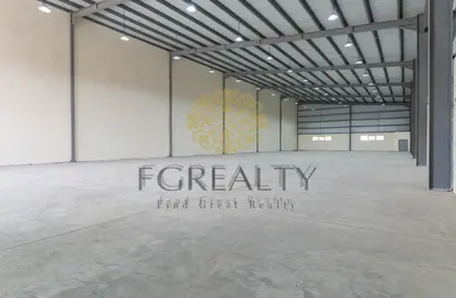 Warehouse - Studio - 3 Bathrooms for sale in Birkat Al Awamer - Al Wakra