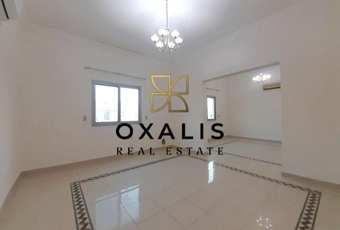 999070 - Property Image 3