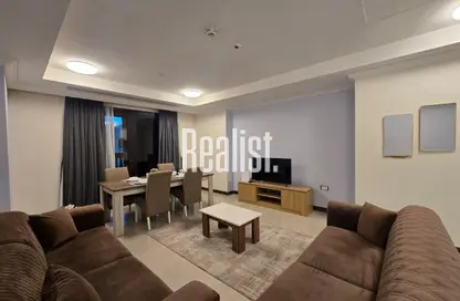 Apartment - 1 Bedroom - 2 Bathrooms for rent in Tower 19 - Porto Arabia - The Pearl Island - Doha