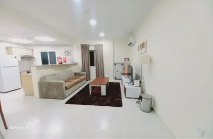 Apartment - 1 Bedroom - 1 Bathroom for rent in Umm Ghuwailina 4 - Umm Ghuwailina - Doha
