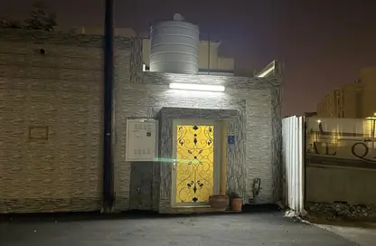 Villa - 3 Bedrooms - 2 Bathrooms for sale in Fereej Bin Omran - Doha