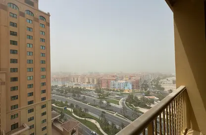Apartment - 1 Bedroom - 2 Bathrooms for rent in East Porto Drive - Porto Arabia - The Pearl Island - Doha
