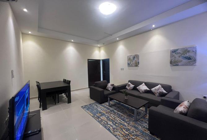 943989 - Property Image 2