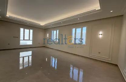 Villa - 7 Bedrooms - 7+ Bathrooms for sale in Wadi Al Shaheeniya Street - Ain Khaled - Doha