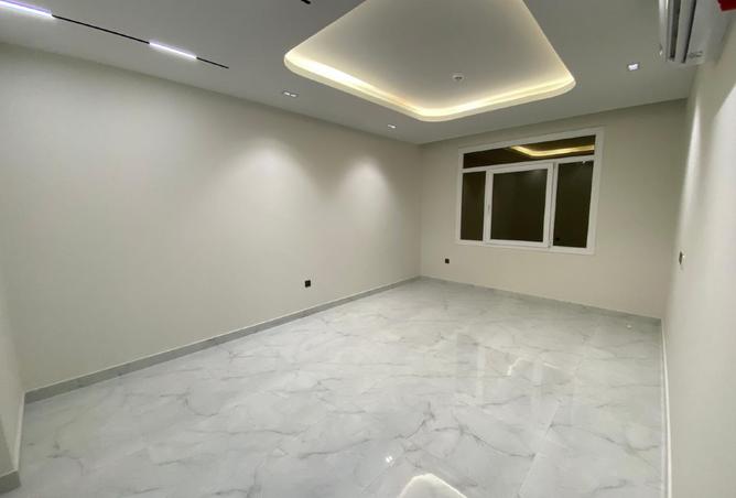 994420 - Property Image 3