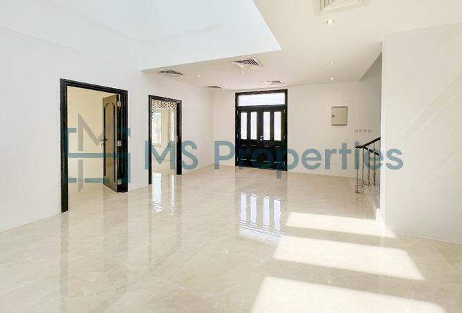 952694 - Property Main Image