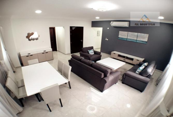 999038 - Property Image 3