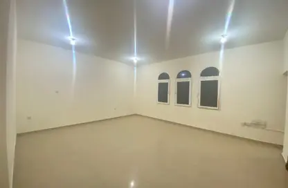 Apartment - Studio - 1 Bathroom for rent in Bu Hamour Street - Abu Hamour - Doha