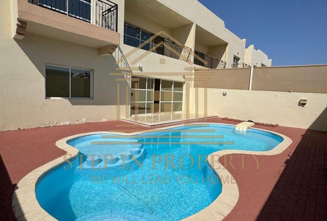 968913 - Property Image 3