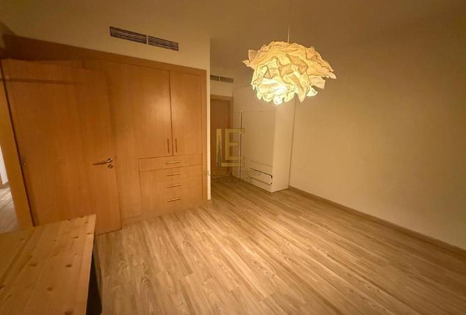 905920 - Property Image 2