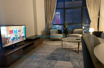Living Room image for: Apartment - 2 Bedrooms - 2 Bathrooms for rent in Marina Residence 16 - Marina District - Lusail, Image 1