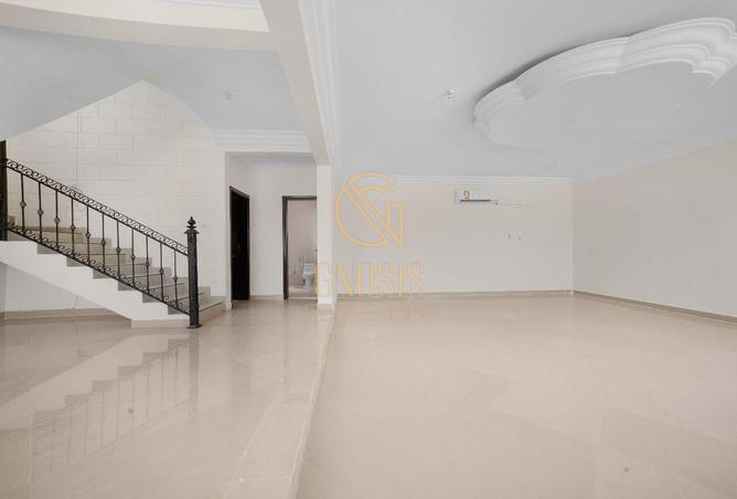 942968 - Property Image 3