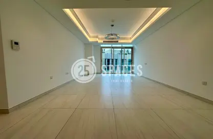 Apartment - 2 Bedrooms - 4 Bathrooms for rent in Crystal Residence - The Pearl Island - Doha
