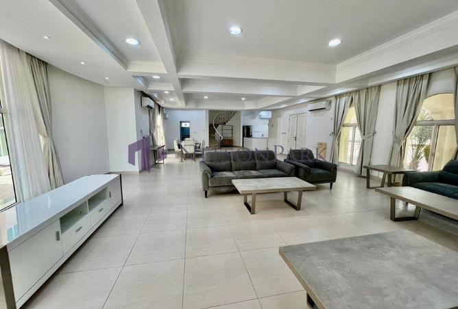 993752 - Property Image 3