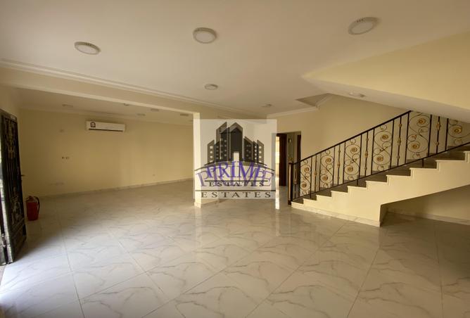 750458 - Property Image 3