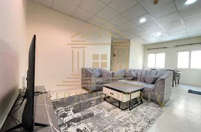Apartment - 2 Bedrooms - 2 Bathrooms for rent in Al Sadd Road - Al Sadd - Doha