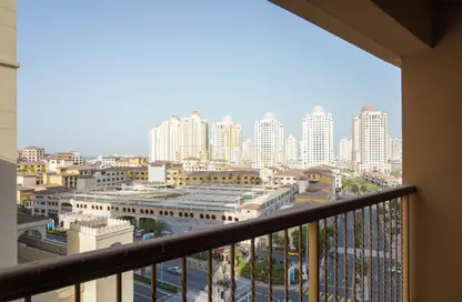 Apartment - 1 Bedroom - 2 Bathrooms for rent in Porto Arabia - The Pearl Island - Doha