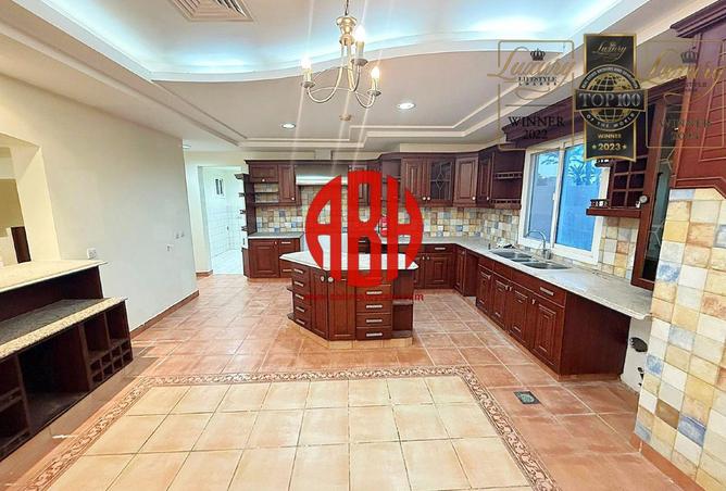 957717 - Property Image 3