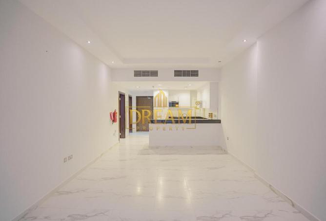 930435 - Property Main Image