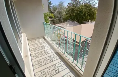 فيلا - 4 غرف نوم - 4 حمامات للايجار في 870 شارع - جنوب الدحيل - الدحيل - الدوحة