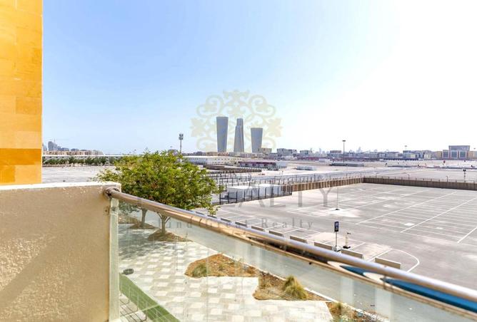 989272 - Property Main Image