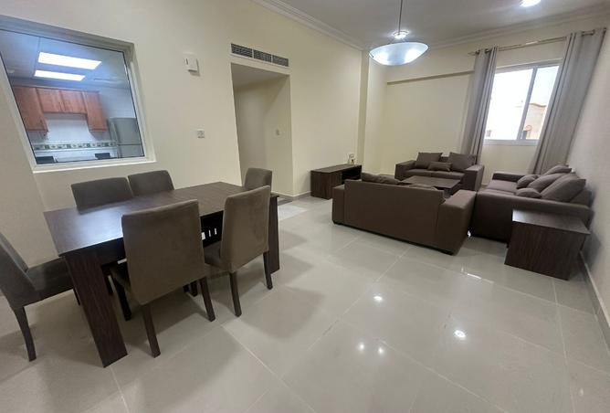 978782 - Property Image 2