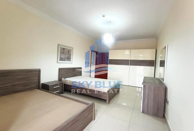 890139 - Property Image 3