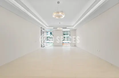 Apartment - 1 Bedroom - 2 Bathrooms for rent in Gewan Island - The Pearl Island - Doha