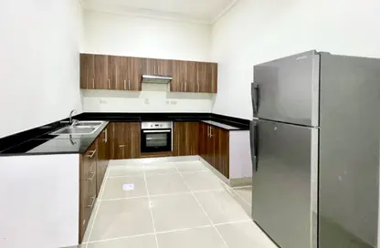 Apartment - 2 Bedrooms - 3 Bathrooms for rent in Bu Hamour Street - Abu Hamour - Doha