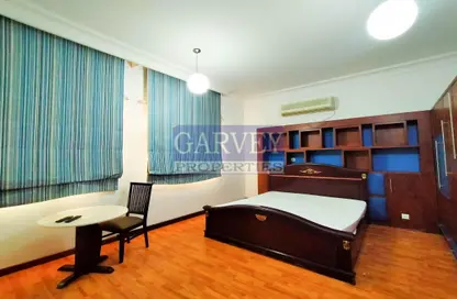 Room / Bedroom image for: Apartment - 1 Bathroom for rent in Onaiza Street - Diplomatic Area - Doha, Image 1