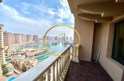 Apartment - 2 Bedrooms - 3 Bathrooms for rent in Tower 8 - Porto Arabia - The Pearl Island - Doha