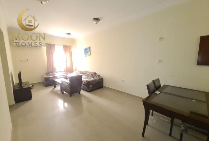 996679 - Property Image 2