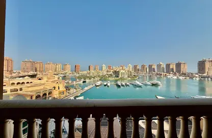 Apartment - 2 Bedrooms - 3 Bathrooms for rent in East Porto Drive - Porto Arabia - The Pearl Island - Doha