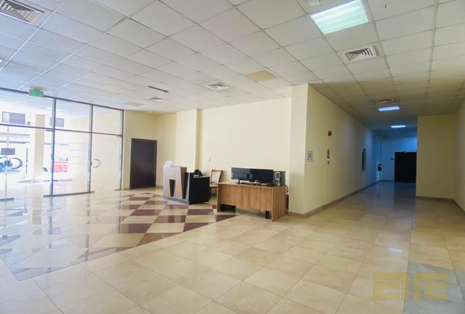 679895 - Property Image 2