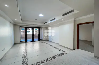 Apartment - 1 Bedroom - 2 Bathrooms for rent in Jumanah Tower 29 - Porto Arabia - The Pearl Island - Doha