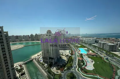 Penthouse - 3 Bedrooms - 3 Bathrooms for rent in Floresta Gardens - Floresta Gardens - The Pearl Island - Doha