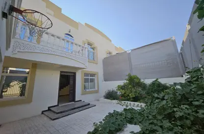 مجمع سكني - 4 غرف نوم - 3 حمامات للايجار في شارع كرلوو - الوعب - الدوحة مجمع سكني - 4 غرف نوم - 3 حمامات للايجار في شارع كرلوو - الوعب - الدوحة