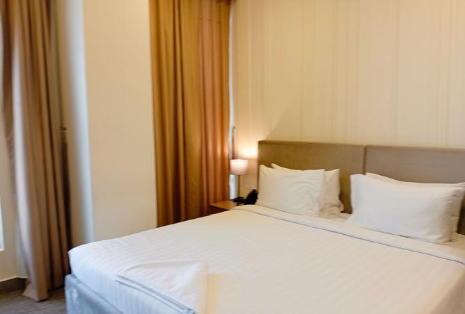 986303 - Property Image 2