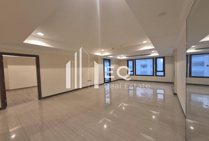 948319 - Property Image 2
